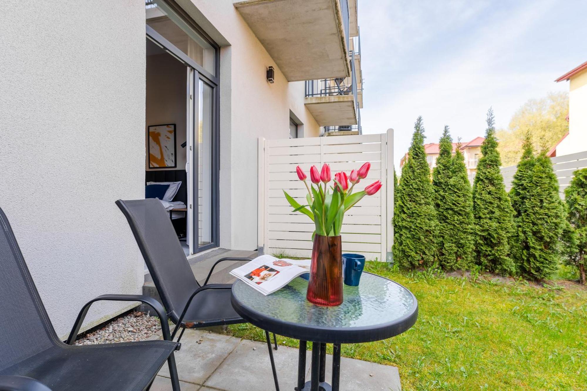 Ind.U Apartamenty Kolobrzeg Exterior photo